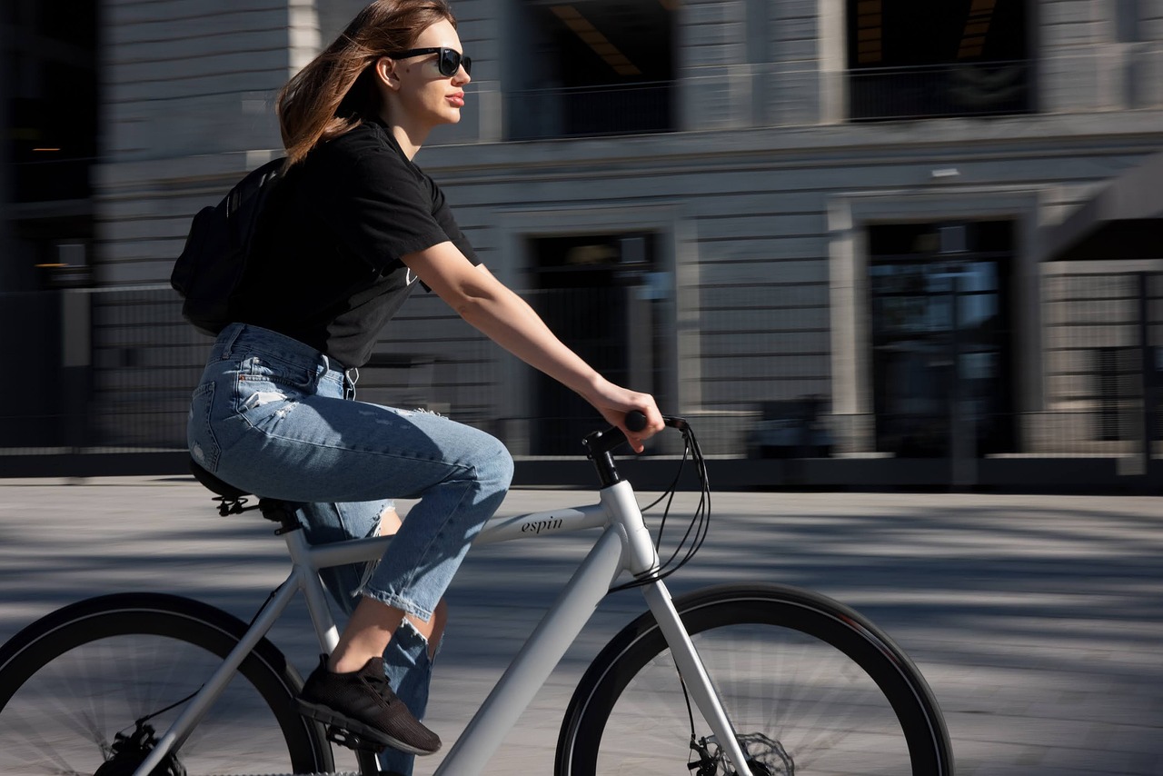 Umweltfreundlich und steuerlich attraktiv: E-Bikes als Dienstfahrrad